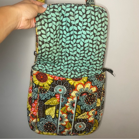 Vera Bradley Crossbody Bag Mid Medium Size Colorful Pattern Crossbody Purse - Picture 5 of 9